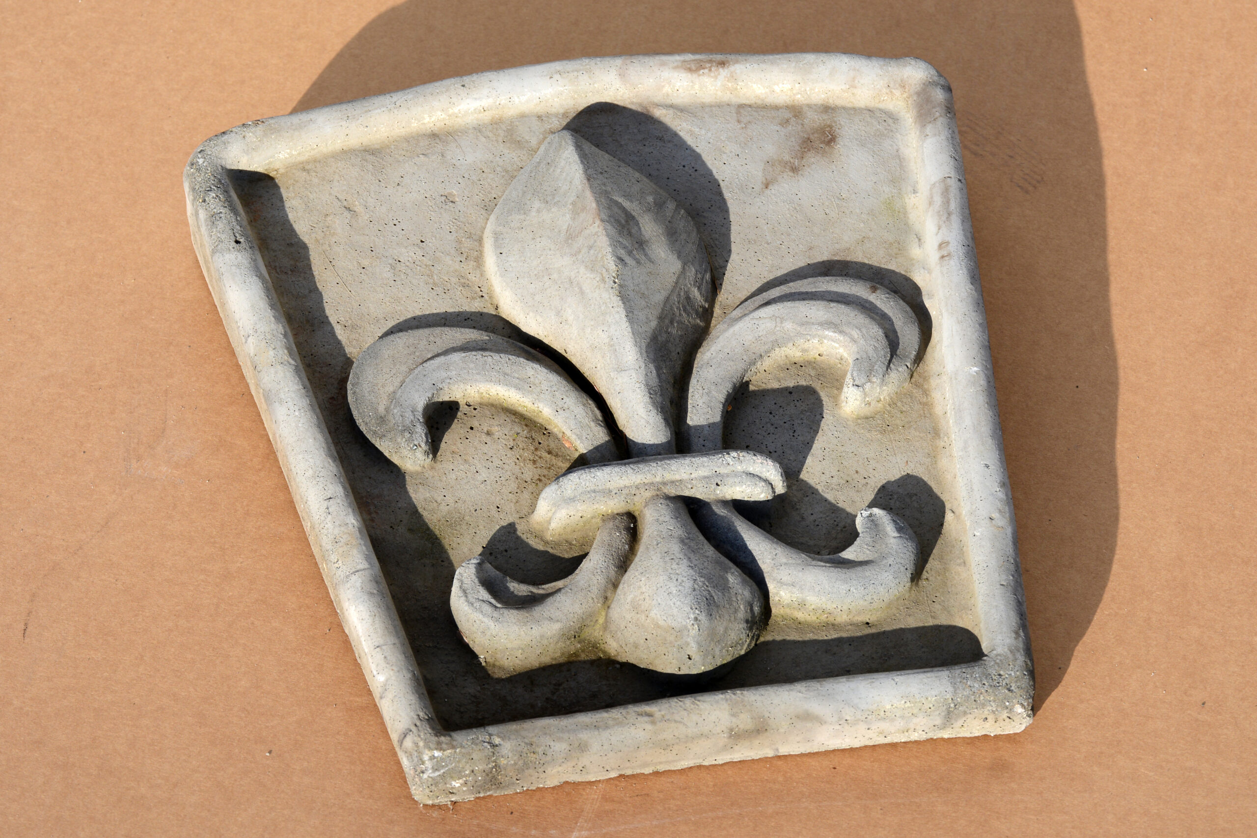fleur de lis keystone fleur de lis keystone