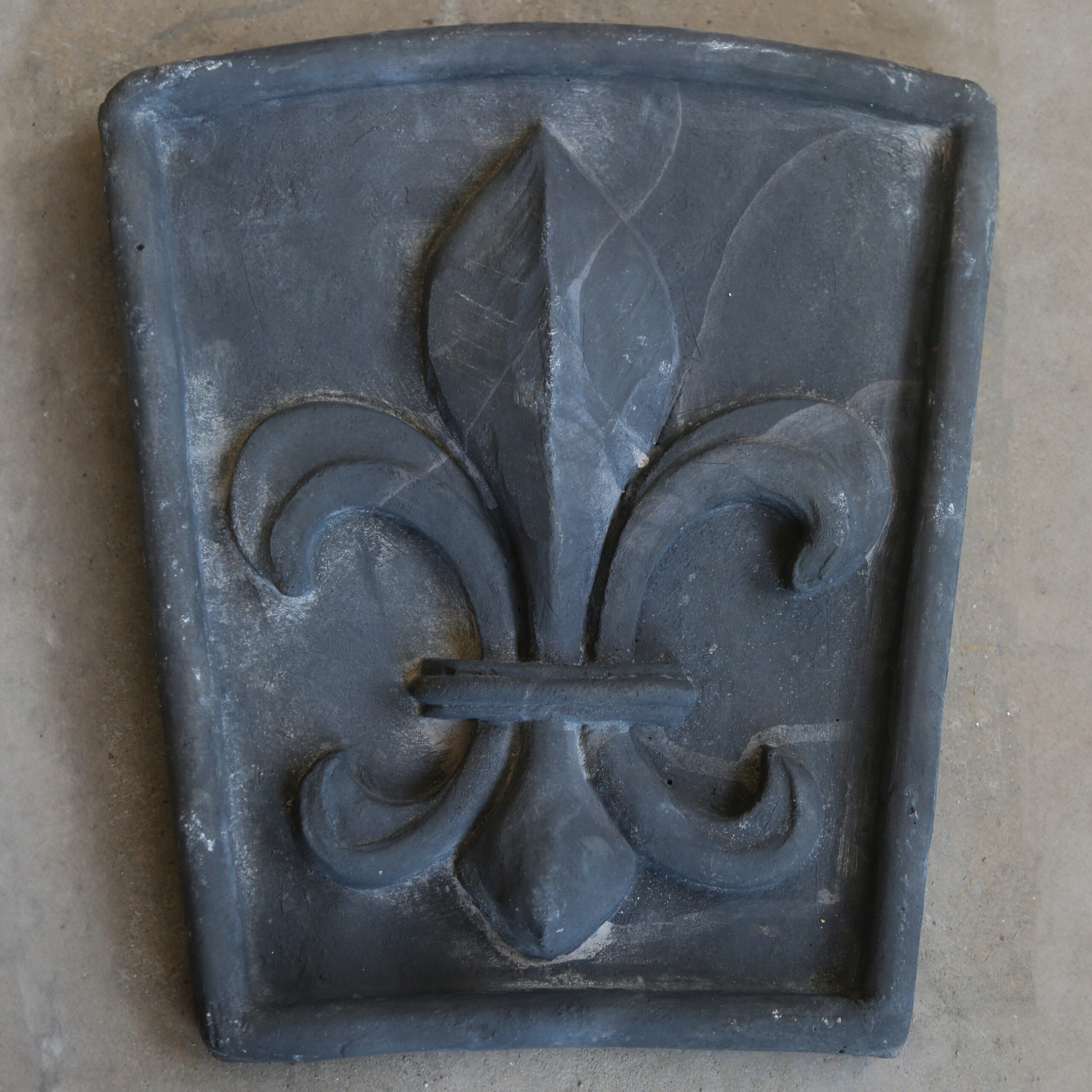 fleur de lis keystone fleur de lis keystone